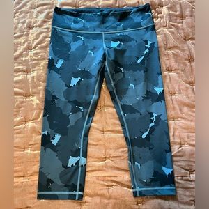 Lululemon blue camo tights